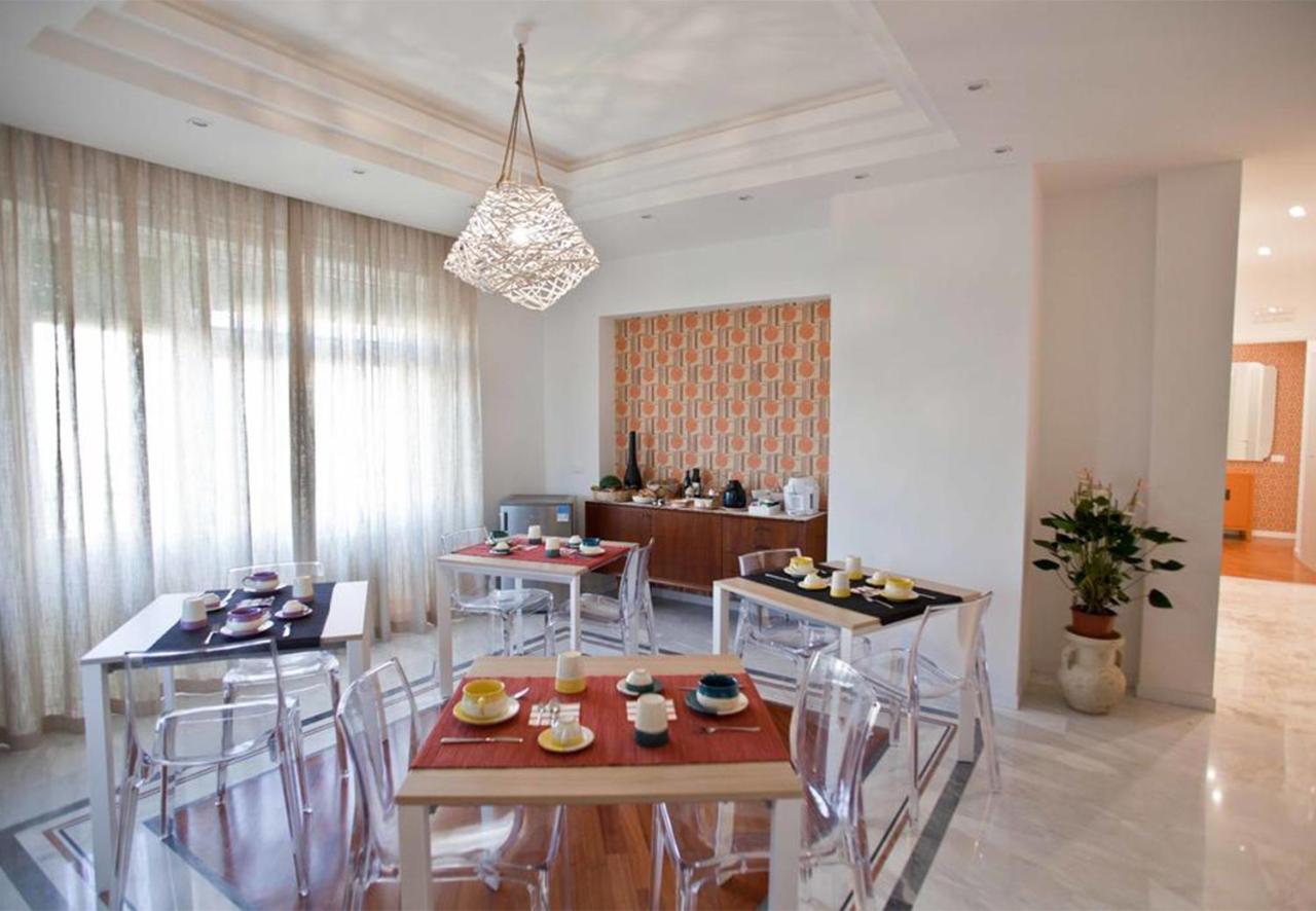 Casa Di Sabel Hotel เลชเช ภายนอก รูปภาพ