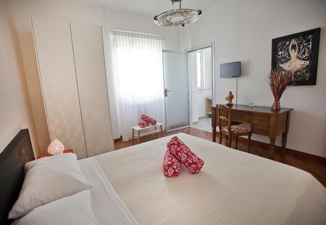 Casa Di Sabel Hotel เลชเช ภายนอก รูปภาพ